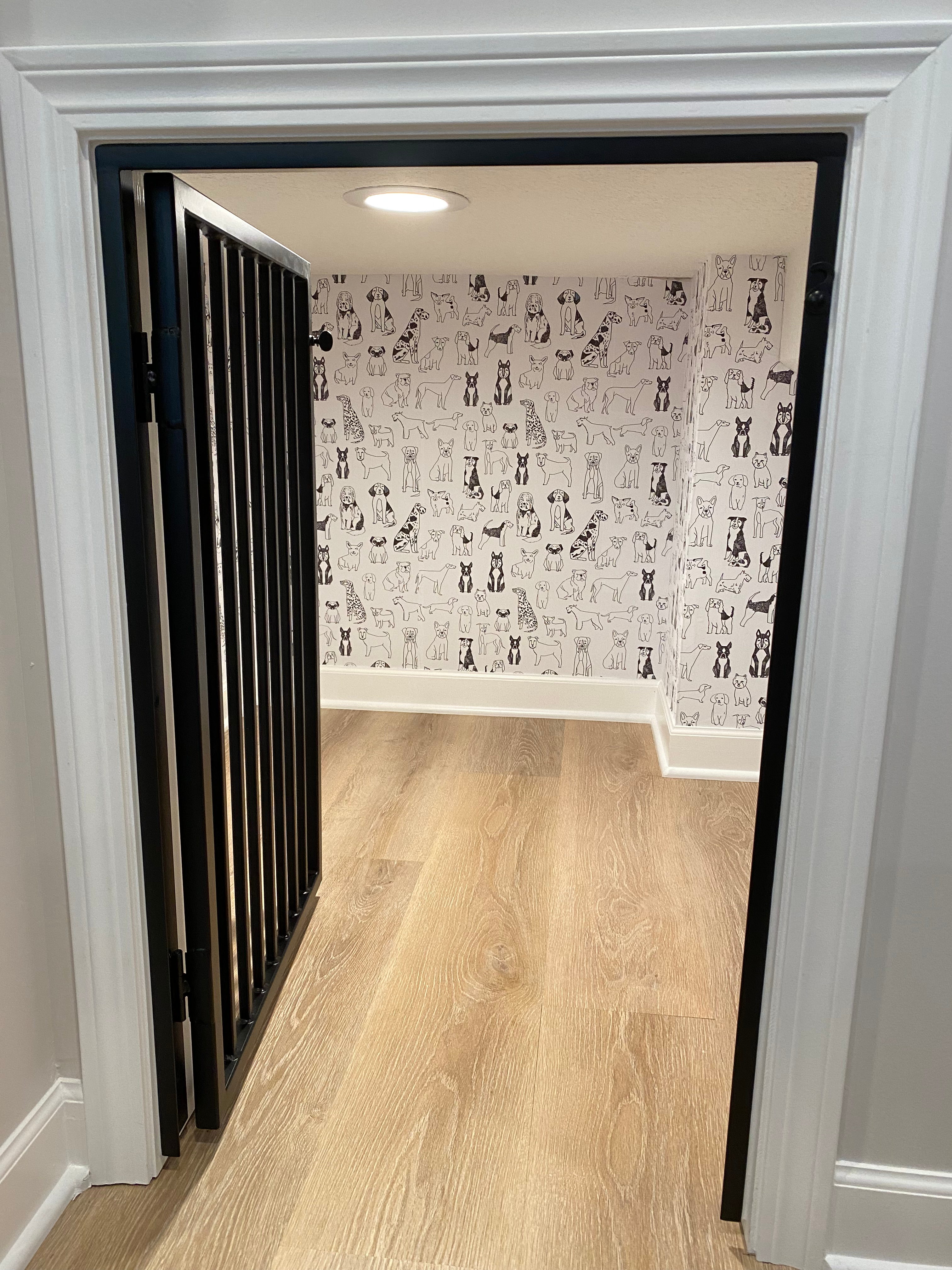 Interior Image 6